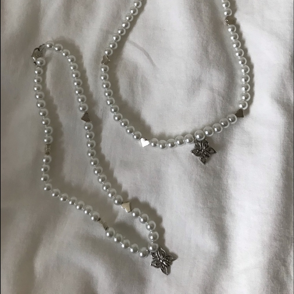 ☆ 𝓜𝓪𝓻𝓲𝓹𝓸𝓼𝓪 𝓬𝓱𝓸𝓴𝓮𝓻  ☆ pearl necklace